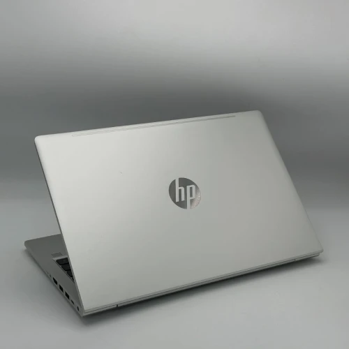 HP PROBOOK 640 G8 / 11th I5-1135G7 / 16Go DDR4 / 256SSD / 14 FHD