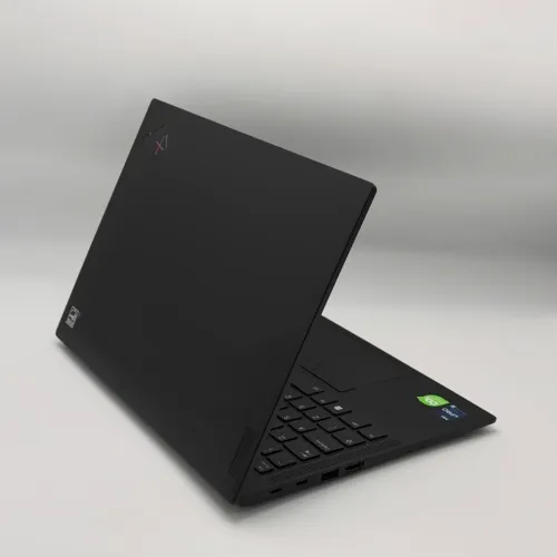 Lenovo ThinkPad X1 Carbon Tactile / i5-1245U / 32 Go DDR5 / 256 Go SSD / 14 FHD+