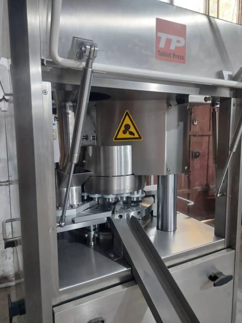 Matériele pour bloc de toilette et naphtaline
