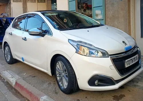 Peugeot 208 2015 Access Facelift