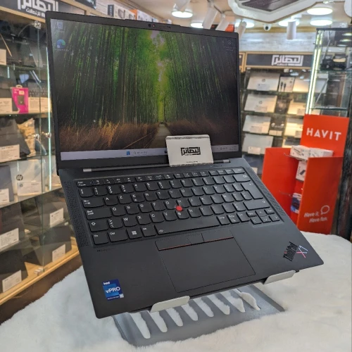 Lenovo Thinkpad X1 Carbon Gen 11 i 5-1345U 16GB-256 ECRAN TACTILE