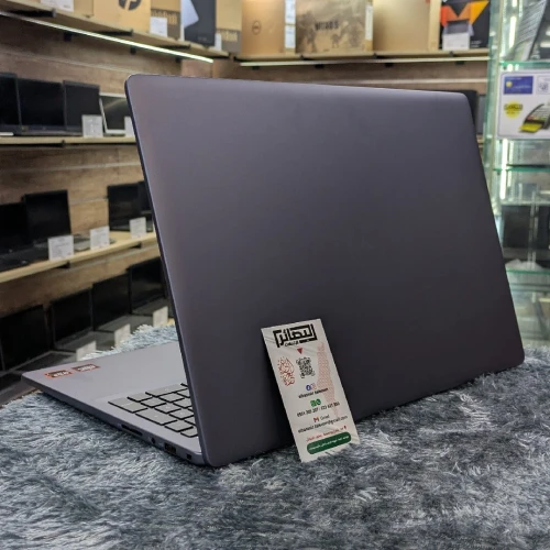 Dell INSPIRON 16 5645  ryzen 7 8840U 16gb-1tb ssd - 16 pouces
