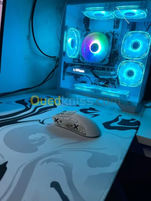 Attack Shark R1 Souris Bluetooth Sans Fil Wireless / Wired Gaming Mouse 18000 Dpi 1000 Hz PC