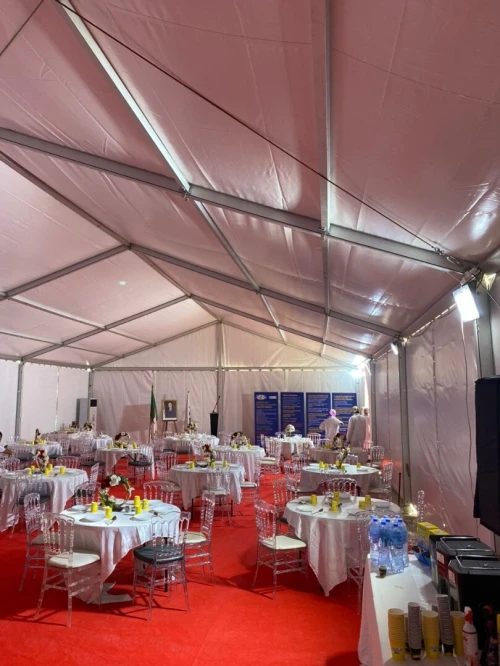 Location Chapiteaux et matériel de fête 