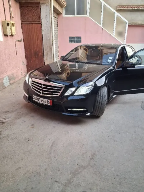 Mercedes Classe E 2012 AVANTGARDE Pack AMG