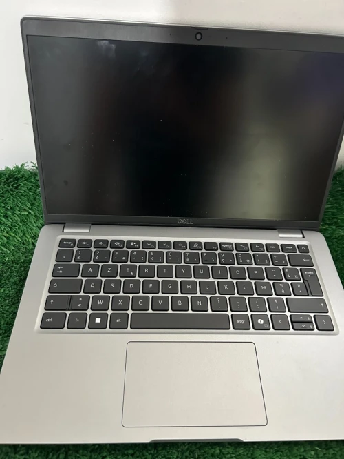Dell Latitude 5340 i5 13ème 1335U Ram 8gb stockage 256gb