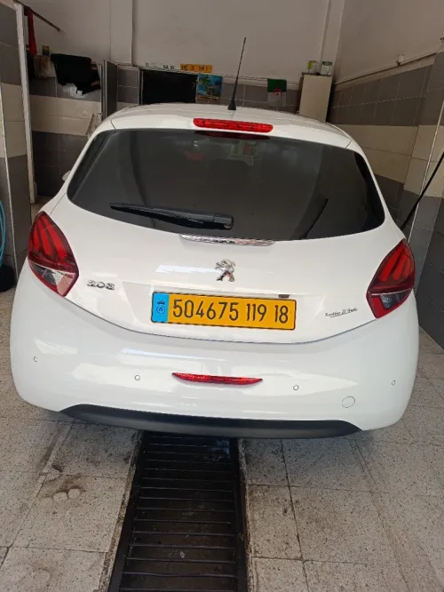 Peugeot 208 2019 Allure Facelift