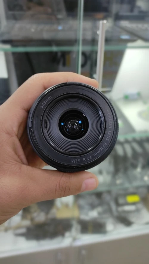 CANON RF 16 MM 2.8 