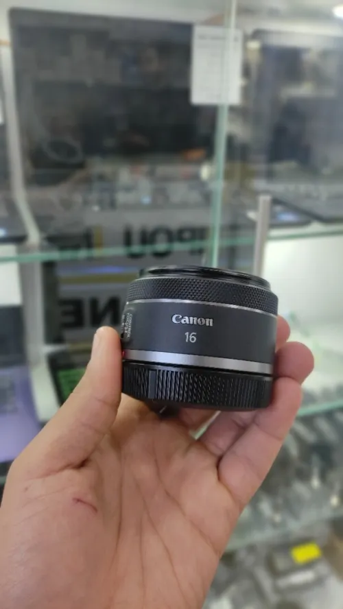 CANON RF 16 MM 2.8 