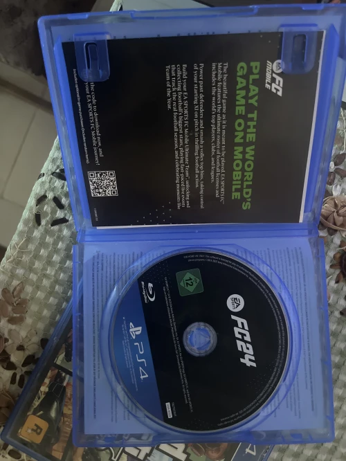 Lot de 3 jeux PS4 originaux (FC 24 / GTA 5 / Battlefield 1)