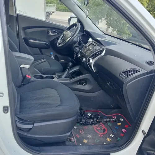 Hyundai Tucson 2011 Tucson 7