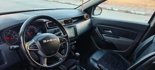 Dacia Duster 2023 Gold