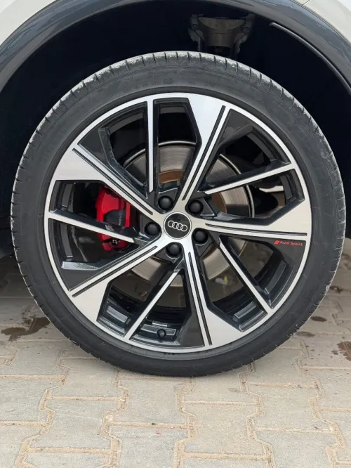 Audi Q5 2024 