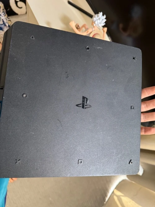 PS4 Slim 1tb
