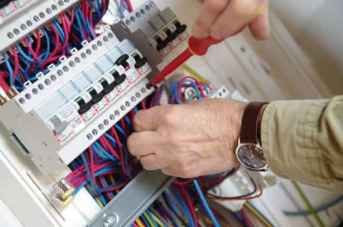 Electricien batiment 7j/7j.24h/24