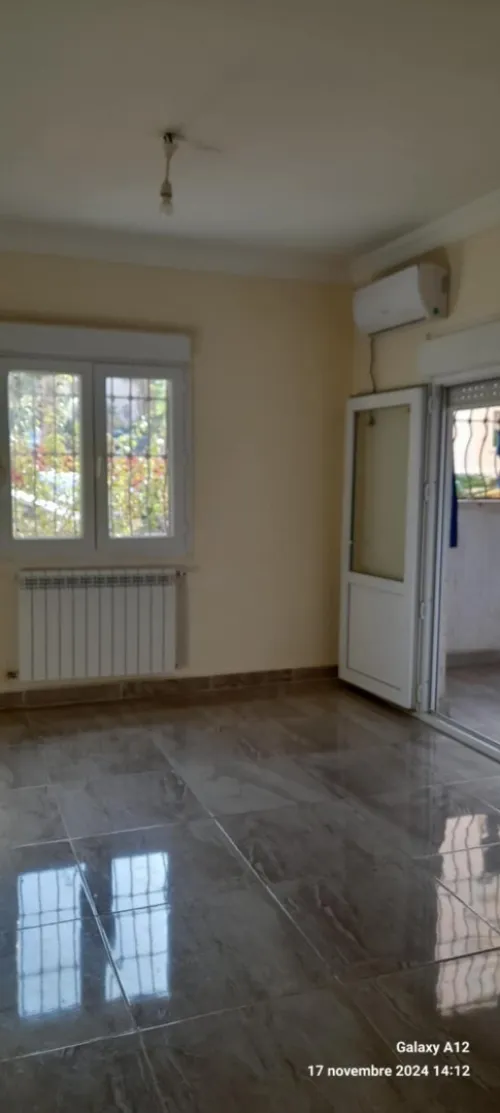 Location Appartement F4 Tipaza Khemisti