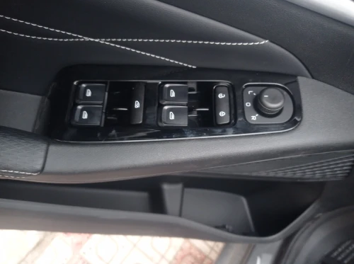Geely Emgrand 2026 Manuel avec toit