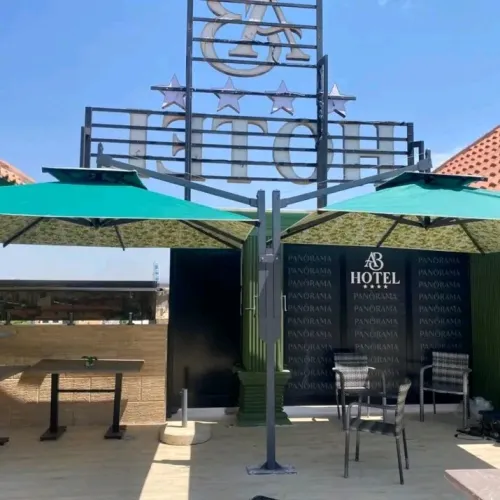 parasol t2 ( 6m sur 3 m) avec socle et fixtation sur le sol ( a votre choix )