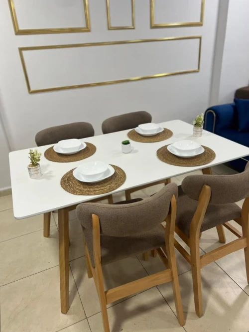 Table de cuisine avec 4 Chaises