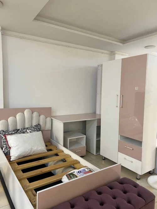 Chambre pour fille  Ensemble complet (Importée)