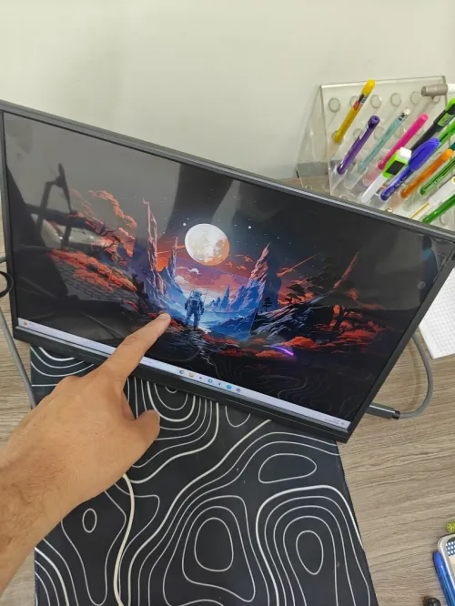 Moniteur ecran externe 15.6 digital