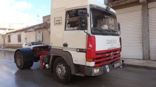 Renault 385 1993