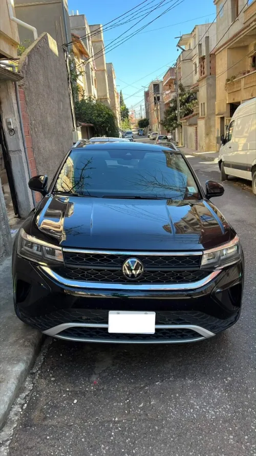 Volkswagen Taos 2024 SE Black 