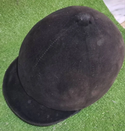 Bottes équitation enfant Noire Tailles 32 / Casque d'équitation (bombe)