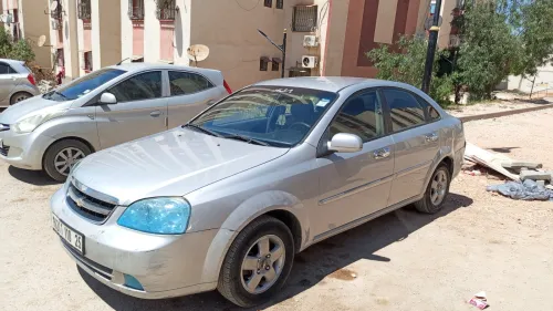 Chevrolet Optra 5 portes 2010 La tout