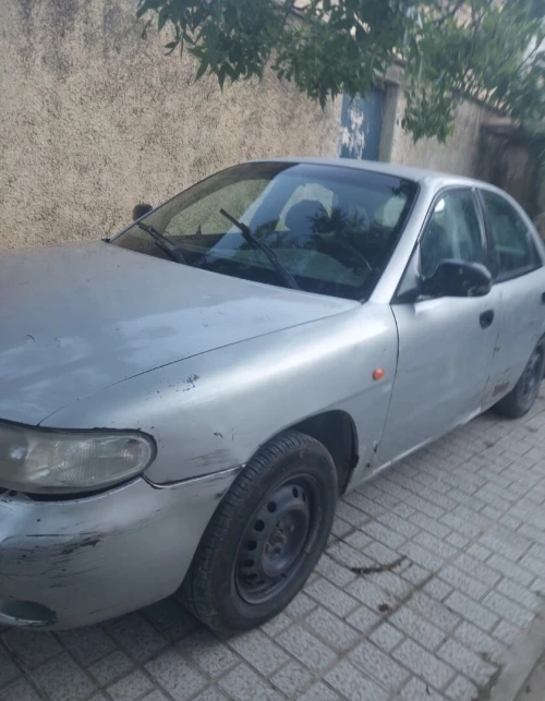 Daewoo Nubira 1998 