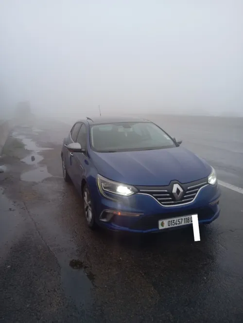 Renault ميڨان4 2018 