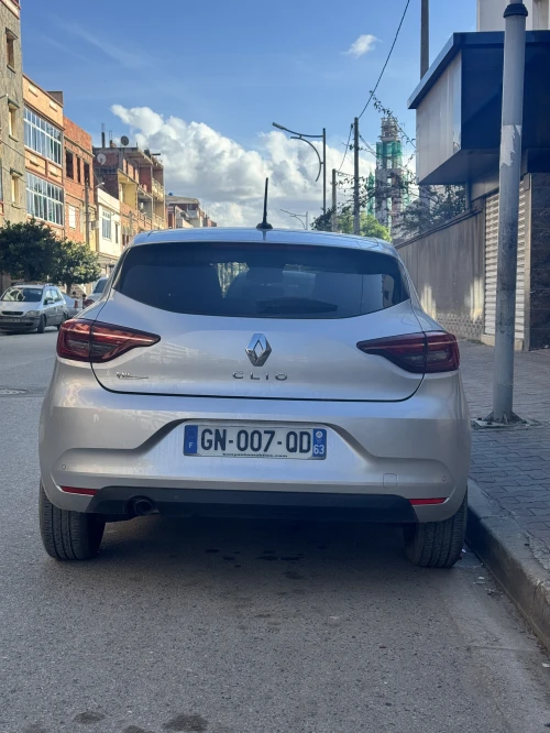 Renault Clio 5  2023 Equilibre