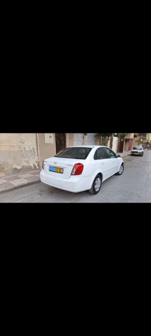 Chevrolet Optra 4 portes 2012 Optra 4 portes