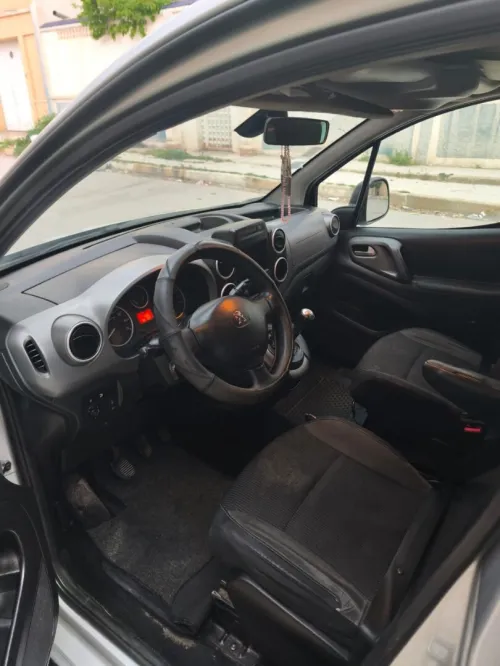Peugeot Partner 2018 Nouveau Outdoor