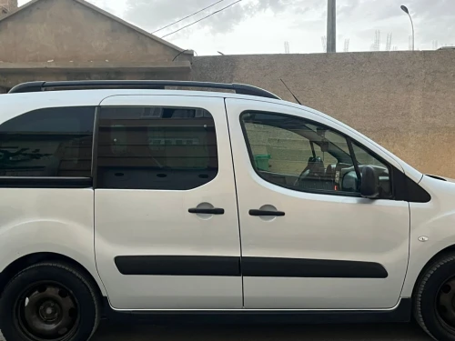 Peugeot Partner 2018 Nouveau Outdoor