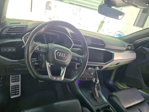 Audi Q3 2023 Sline