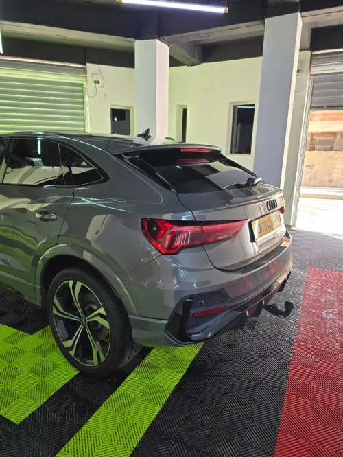 Audi Q3 2023 Sline