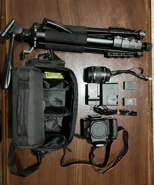 Canon 850D