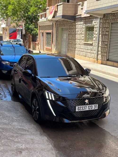 Peugeot 208 2023 GT