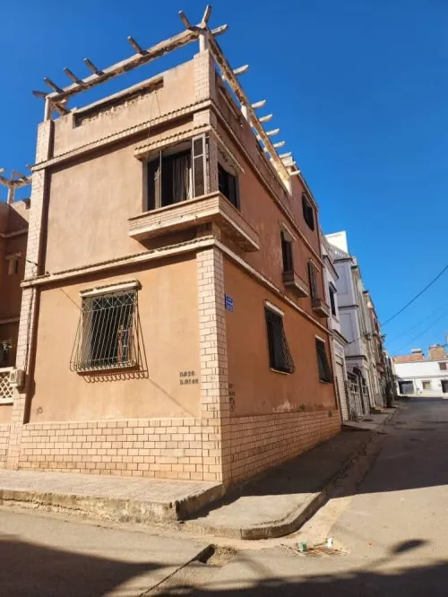 Vente Villa Mostaganem Mezghrane