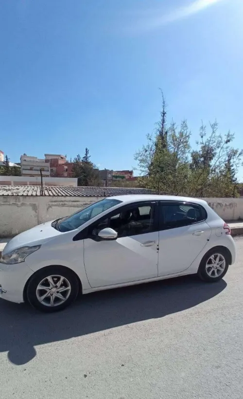 Peugeot 208 2013 Allure
