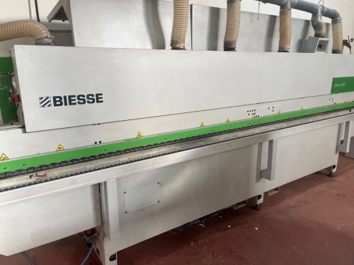 Plaquese de chant Biesse