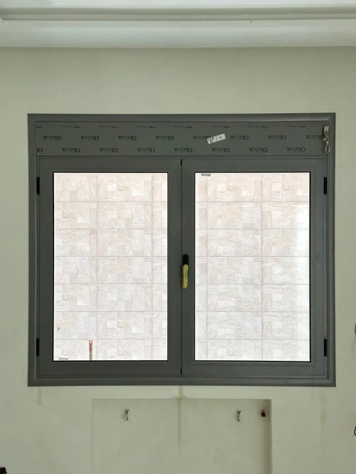 Fenêtre en ALUMINIUM