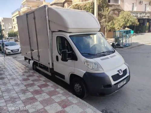 Peugeot Boxer conteneur 2015