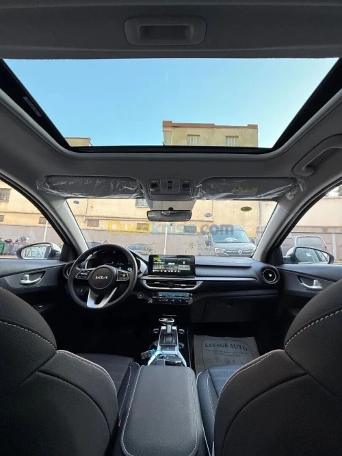Kia K3 2025 Luxuri