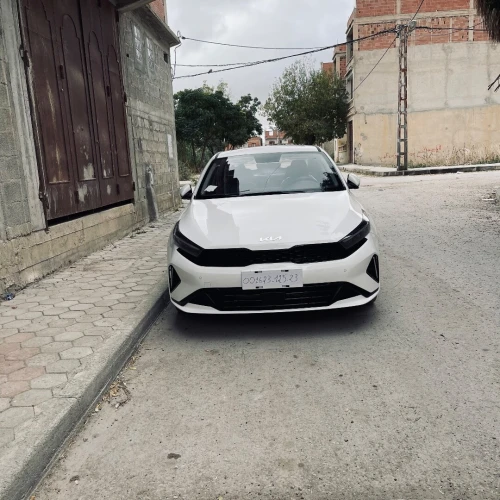 Kia K3 2025 Luxuri