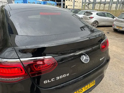 Mercedes 300D coupé 2023 