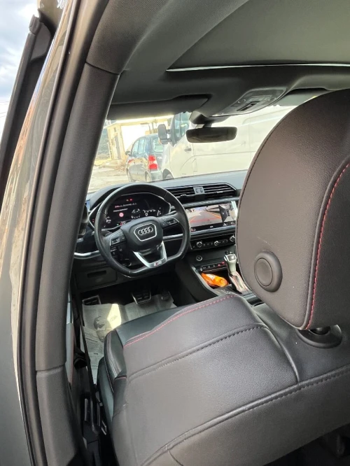 Audi Q3 2023 S lin