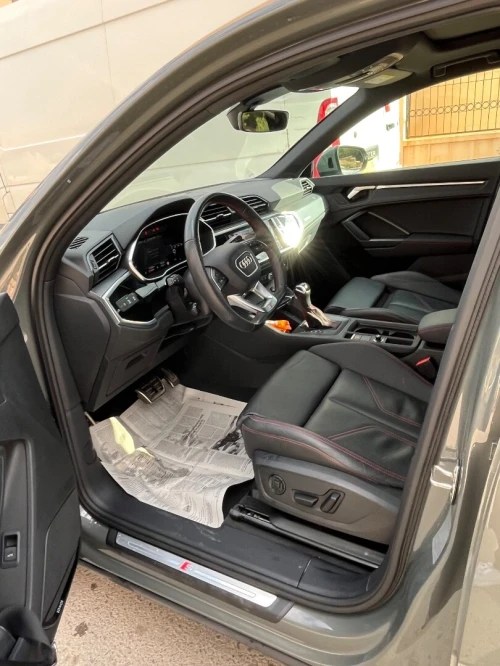 Audi Q3 2023 S lin