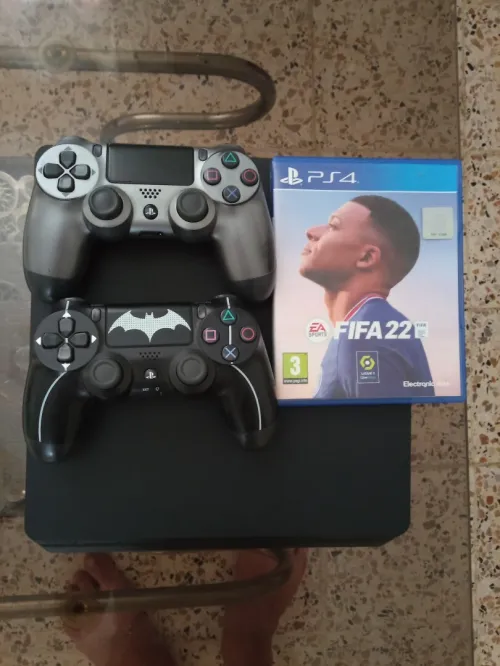 Ps4 slim 